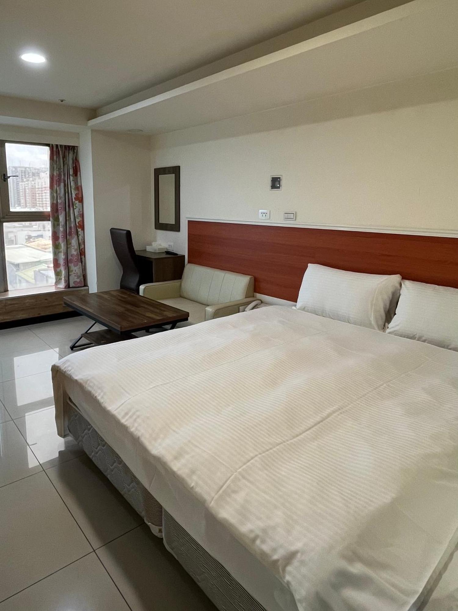 Yi Dian Yuan Hotel Trung Lịch Ngoại thất bức ảnh